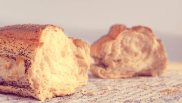 bread mike-kenneally-48641-unsplash